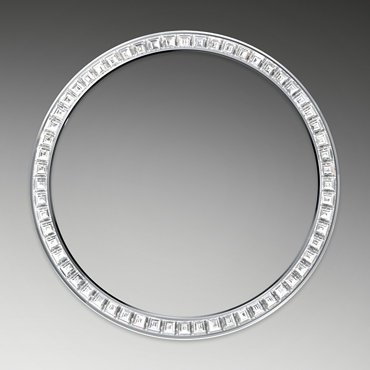 Diamond-set bezel