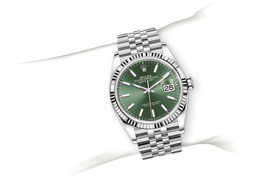 M126234-0051-on-wrist