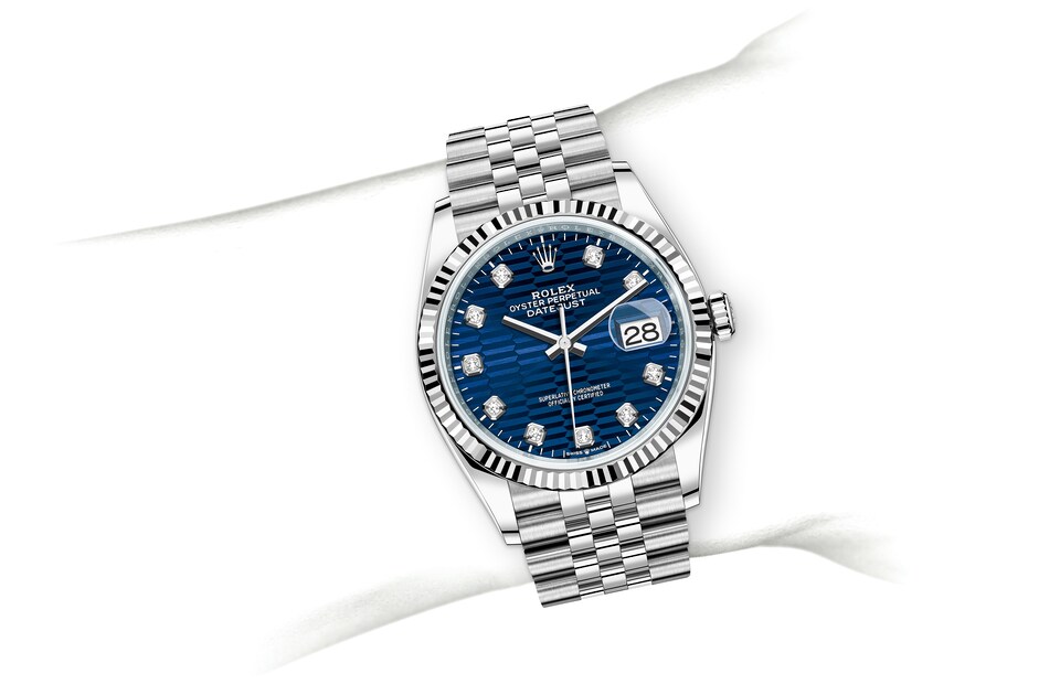 M126234-0057-on-wrist