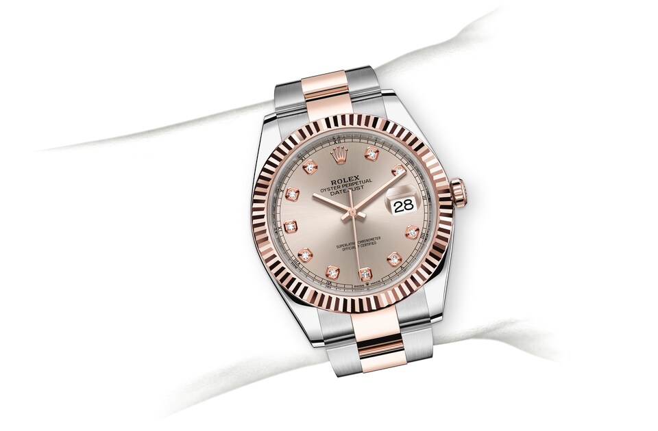 M126331-0007-on-wrist