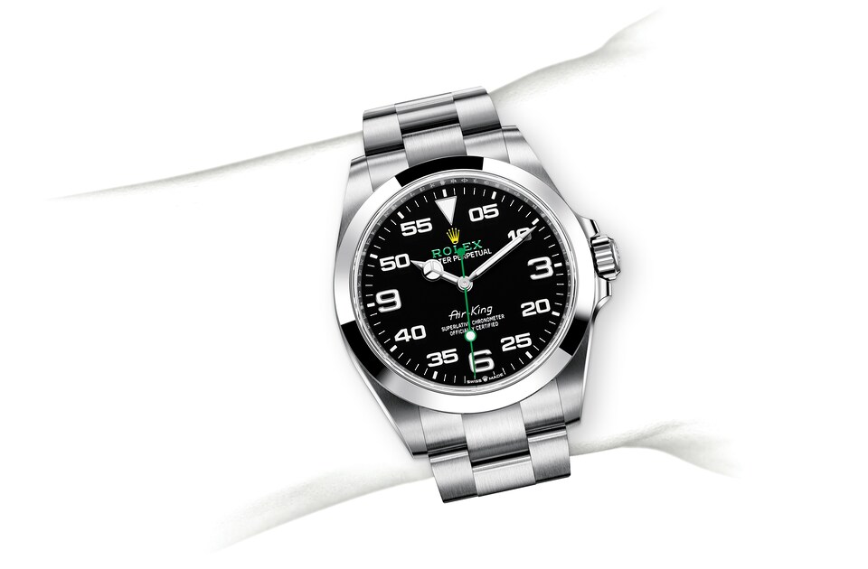 M126900-0001-on-wrist