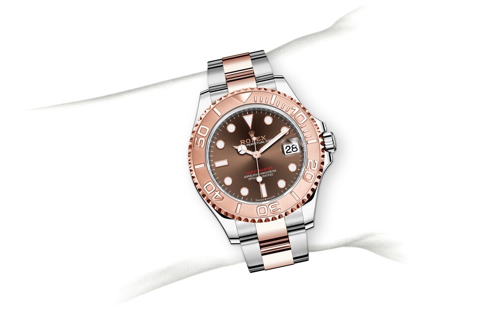 M268621-0003-on-wrist