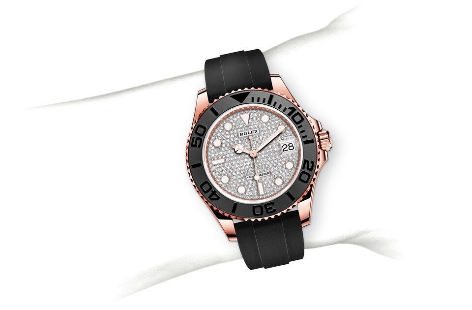 M268655-0019-on-wrist