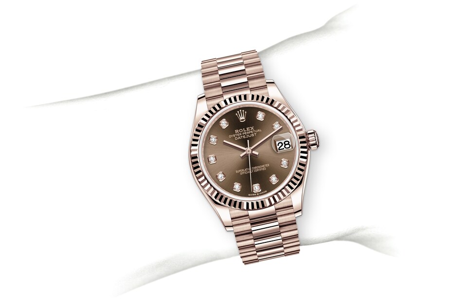 M278275-0010-on-wrist